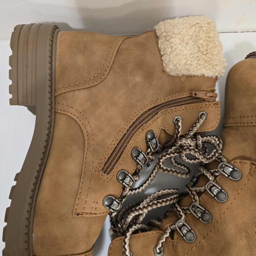 REPORT Camel Brown Combat Boot Faux Fur Detail Lace Up & Zipper Closure Size 9.5 - Picture 15 of 17